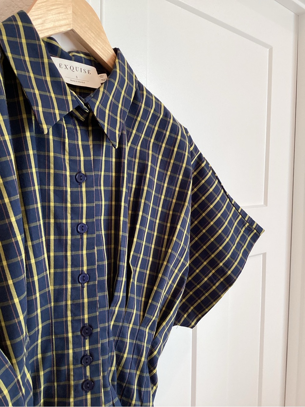 Exquise Tobie Short-Sleeve Pleated Mini Shirt Dress Navy Plaid Anthropologie - Picture 7 of 13